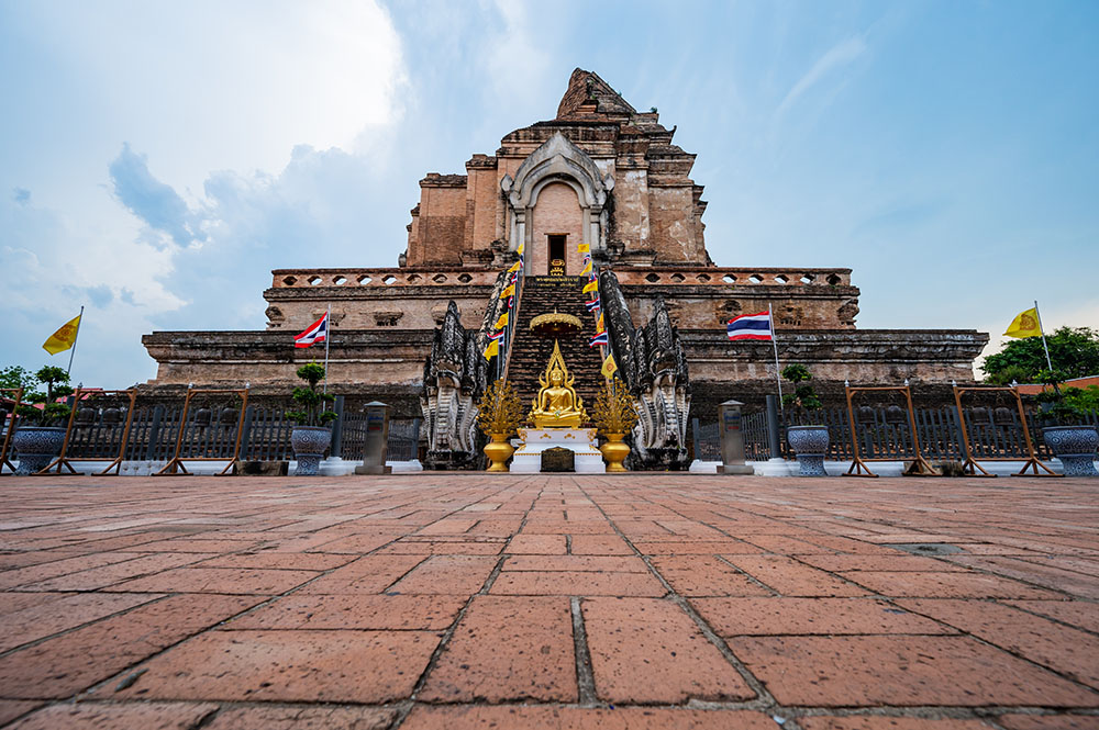 Wat Chedi Luang Varavihara Chiang Mai Thailand