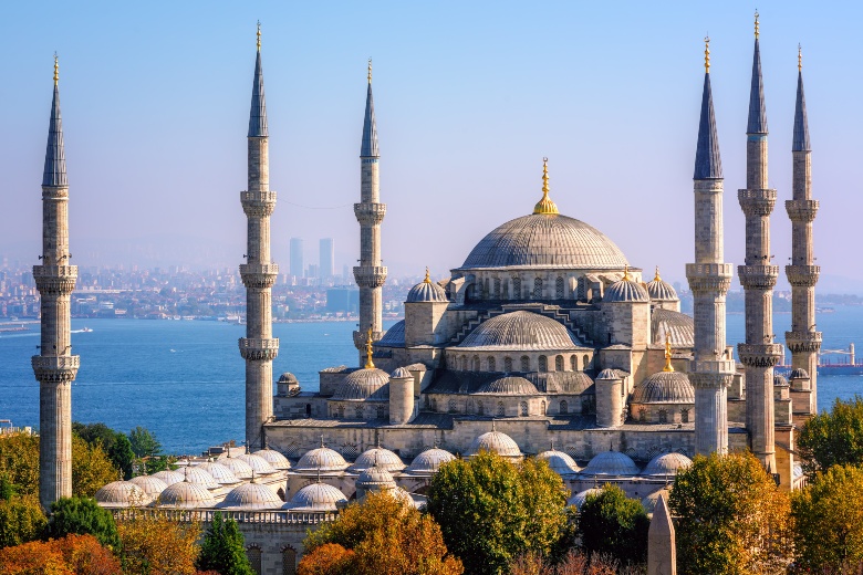 Blue Mosque Istanbul Turkey (1)