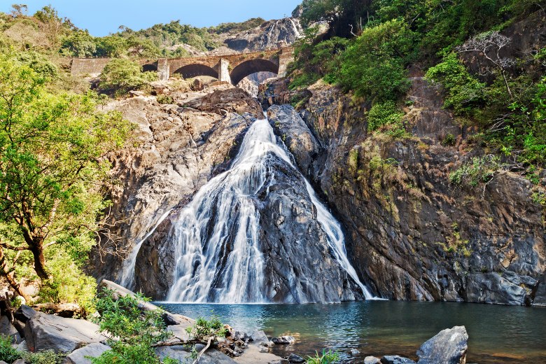 Dudhsagar Falls Goa India (1)