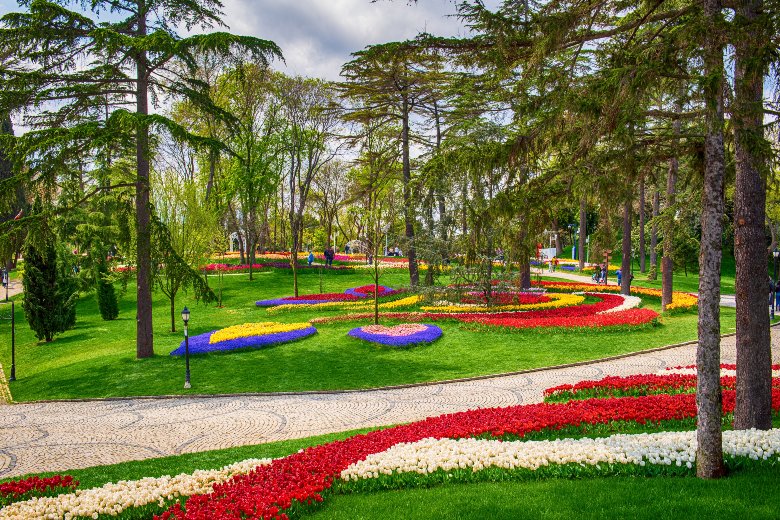 Emirgan Park Istanbul Turkey (1)