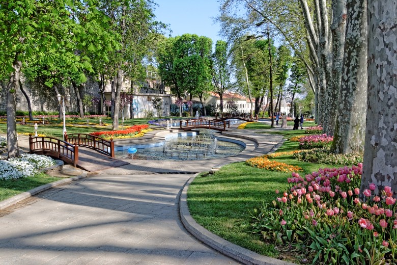 Gulhane Park Istanbul Turkey (1)