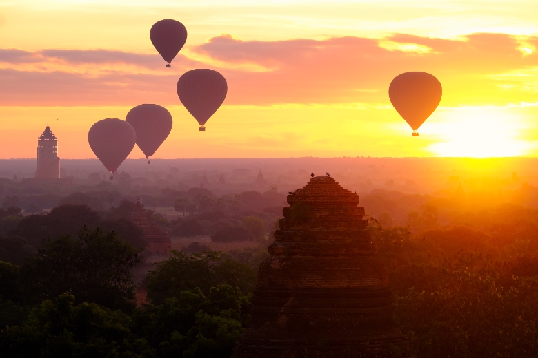 Hot-Air-Balloon-Bagan.jpg