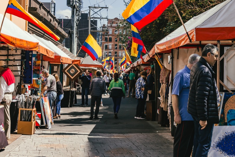 Mercado-de-las-Pulgas-de-Usaquen-Bogota-Columbia.jpg
