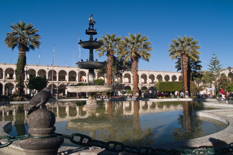 Plaza de Armas Arequipa Peru (1)