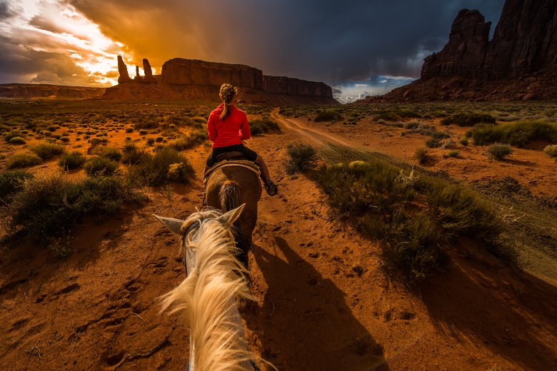 Red Rock Sunset horseback riding and BBQ (1)