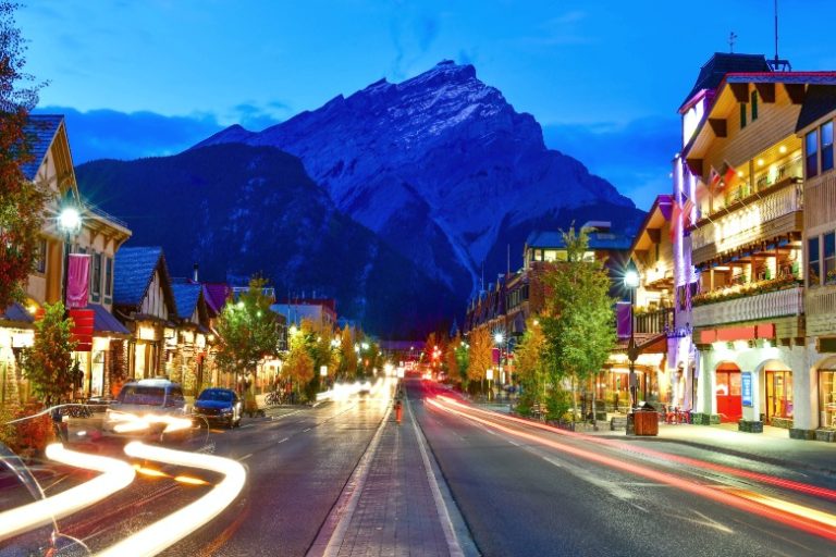 Top 9 Things To Do In Banff │touring Highlights