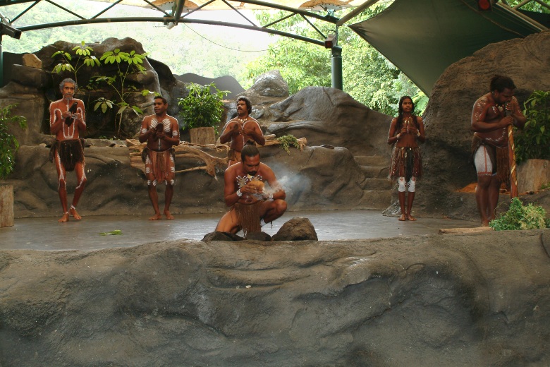 Tjapukai Aboriginal Cultural Park Cains
