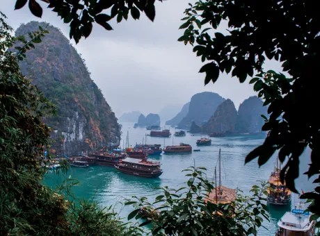 Ha Long Bay Vietnam - Travel Guide