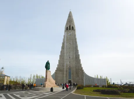 Reykjavik Iceland - Travel Guide